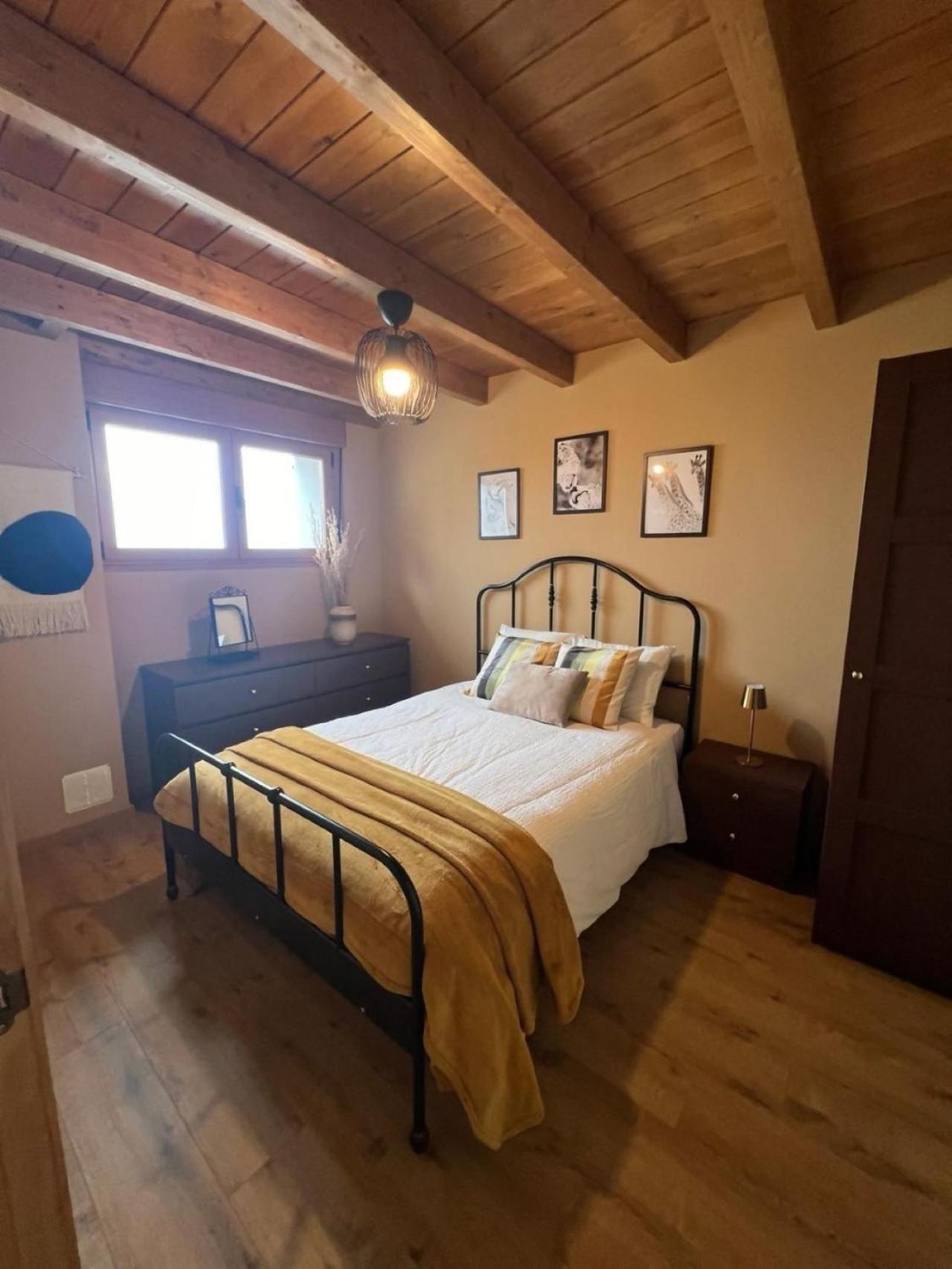 Casa Moises En Bimenes Βίλα Εξωτερικό φωτογραφία
